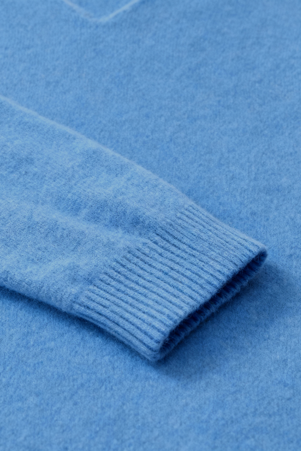 Cashmere V-Neck Sweater, Seamless Finish